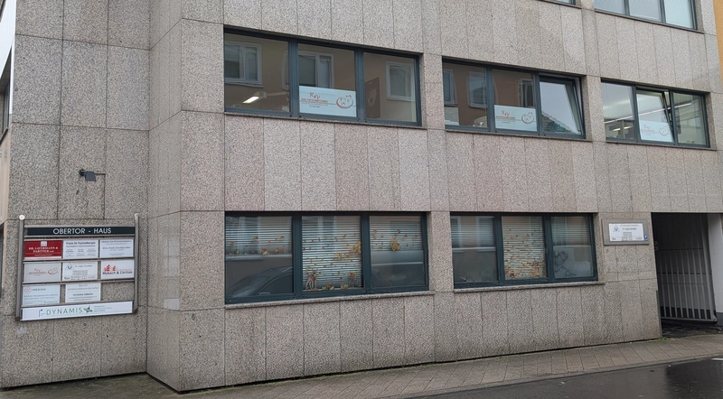 R&V Qualitätszahntechnik - Dentallabor 